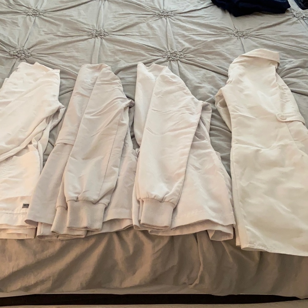 Lot of 4 lab coat/jackets